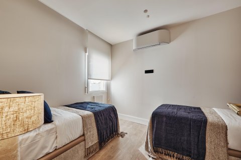 Dzīvoklis pārdošanā Madrid, Spānijā 3 istabas, 122 m2 Nr. 180091 - attēls 27