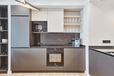 Apartament w Madrid, Hiszpania 3 sypialnie, 112 mkw. nr 180087 – zdjęcie 6