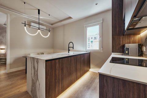 Dzīvoklis pārdošanā Madrid, Spānijā 2 istabas, 81 m2 Nr. 180090 - attēls 6
