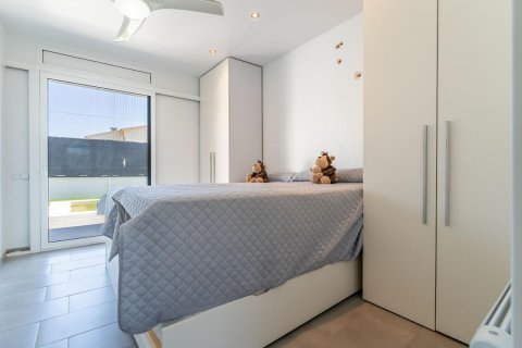 House for sale in Spain 3 bedrooms, 161 sq.m. No. 177837 - photo 23