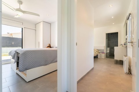 House for sale in Spain 3 bedrooms, 161 sq.m. No. 177837 - photo 16