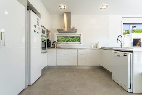 House for sale in Spain 3 bedrooms, 161 sq.m. No. 177837 - photo 10