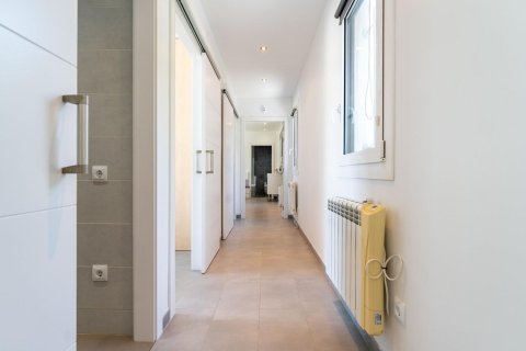 House for sale in Spain 3 bedrooms, 161 sq.m. No. 177837 - photo 26