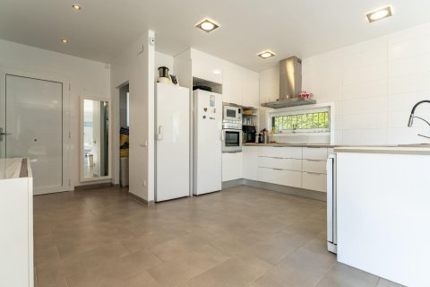 House for sale in Spain 3 bedrooms, 161 sq.m. No. 177837 - photo 11