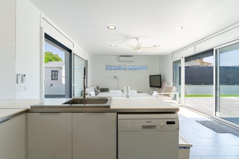 House for sale in Spain 3 bedrooms, 161 sq.m. No. 177837 - photo 5