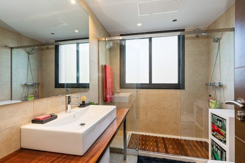 House for sale in Sitges, Barcelona, Spain 5 bedrooms, 309 sq.m. No. 177839 - photo 9