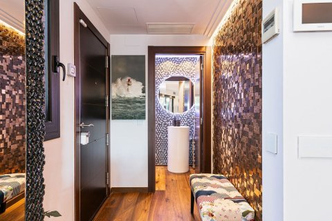 House for sale in Sitges, Barcelona, Spain 5 bedrooms, 309 sq.m. No. 177839 - photo 21