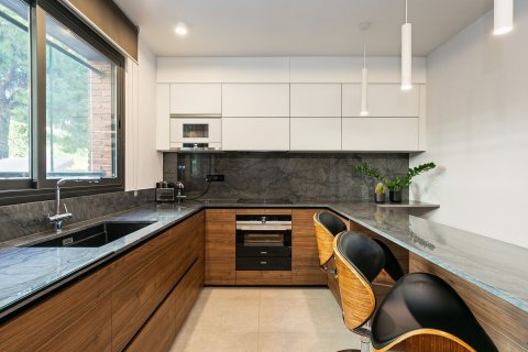House for sale in Sitges, Barcelona, Spain 5 bedrooms, 309 sq.m. No. 177839 - photo 4