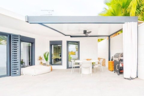 Townhouse for sale in Sitges, Barcelona, Spain 2 bedrooms, 100 sq.m. No. 177836 - photo 7