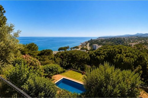 House for sale in Barcelona, Spain 5 bedrooms, 558 sq.m. No. 177834 - photo 7