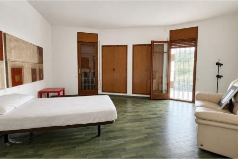 House for sale in Barcelona, Spain 5 bedrooms, 558 sq.m. No. 177834 - photo 20