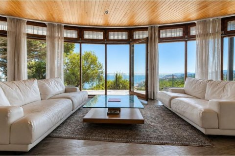 House for sale in Barcelona, Spain 5 bedrooms, 558 sq.m. No. 177834 - photo 3