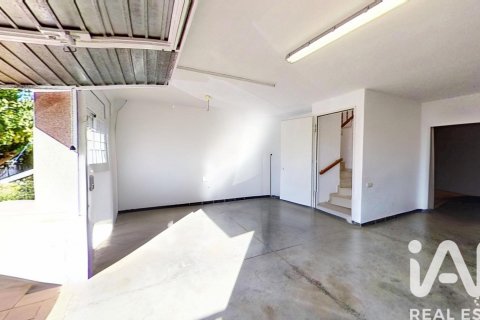 Dom w El Vendrell, Tarragona, Hiszpania 3 sypialnie, 210 mkw. nr 152723 – zdjęcie 30