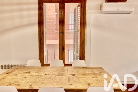 Apartamento en venta en Barcelona, España 4 dormitorios, 129 m2 No. 152721 - foto 6