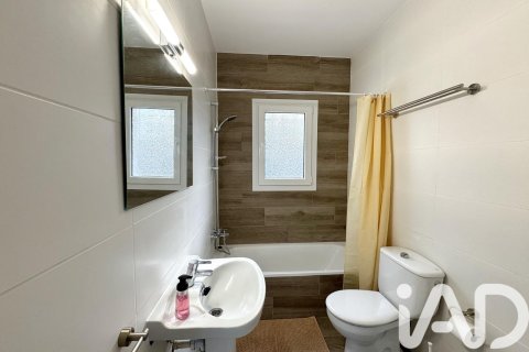 House for sale in L'Ametlla de Mar, Tarragona, Spain 3 bedrooms, 188 sq.m. No. 152718 - photo 18