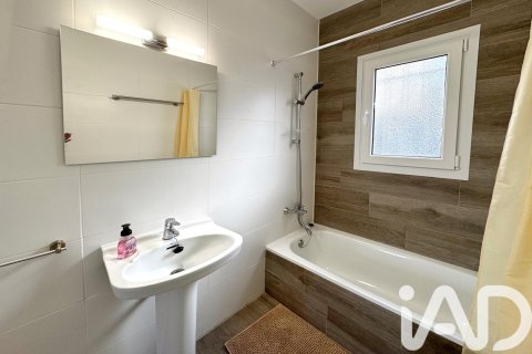 House for sale in L'Ametlla de Mar, Tarragona, Spain 3 bedrooms, 188 sq.m. No. 152718 - photo 16