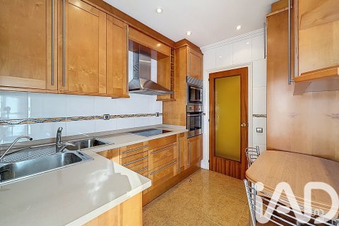 Dvīņu māja pārdošanā Canet de Mar, Barcelona, Spānijā 6 istabas, 140 m2 Nr. 152722 - attēls 15