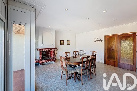 Dvīņu māja pārdošanā Canet de Mar, Barcelona, Spānijā 6 istabas, 140 m2 Nr. 152722 - attēls 7