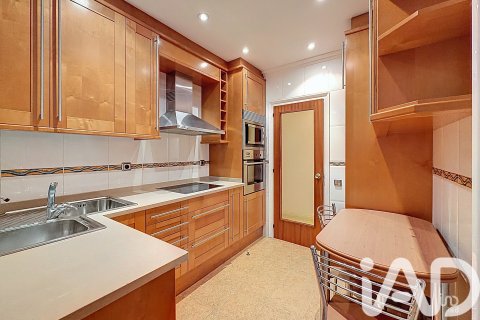 Dvīņu māja pārdošanā Canet de Mar, Barcelona, Spānijā 6 istabas, 140 m2 Nr. 152722 - attēls 13