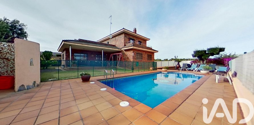 Wohnung in El Vendrell, Tarragona, Spanien 4 Schlafzimmer, 319 m2 Nr. 152719