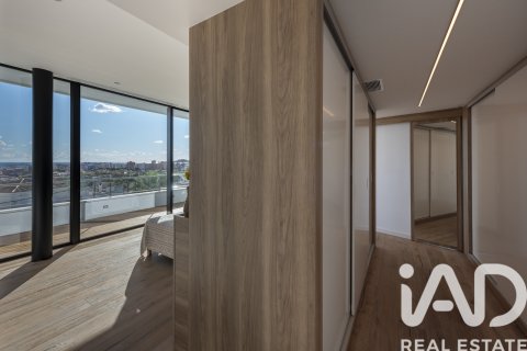 Dom w Viladecans, Barcelona, Hiszpania 5 sypialni, 502 mkw. nr 152717 – zdjęcie 25