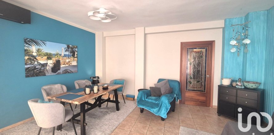 Apartment in Pego, Alicante, Spain 2 bedrooms, 74 sq.m. No. 185626