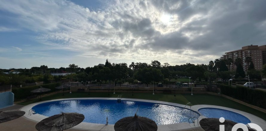 Apartment in Oropesa del Mar, Castellon, Spain 2 bedrooms, 61 sq.m. No. 185623