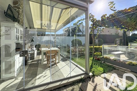 Сasa en venta en Sanxenxo, Pontevedra, España 5 dormitorios, 256 m2 No. 152899 - foto 5