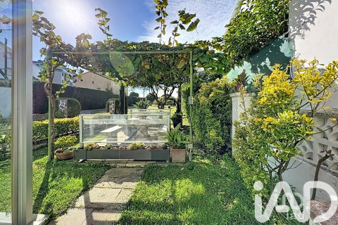 Сasa en venta en Sanxenxo, Pontevedra, España 5 dormitorios, 256 m2 No. 152899 - foto 4