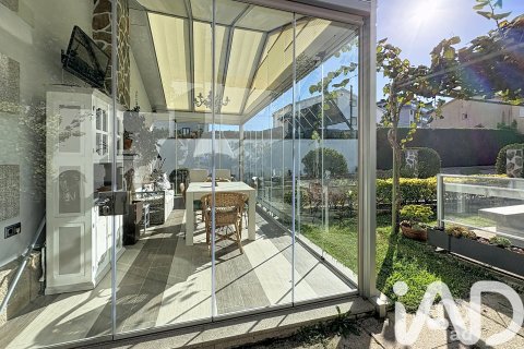 Сasa en venta en Sanxenxo, Pontevedra, España 5 dormitorios, 256 m2 No. 152899 - foto 3