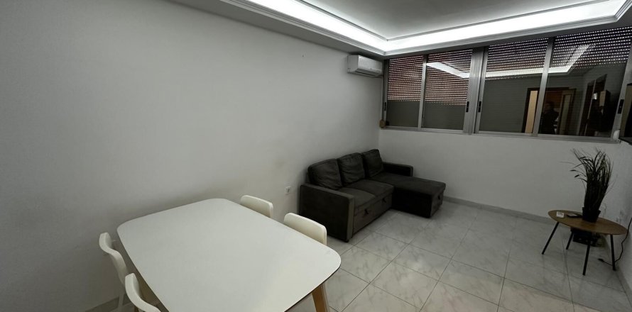 Apartment in Torrent, Valencia, Spain 3 bedrooms, 61 sq.m. No. 165287