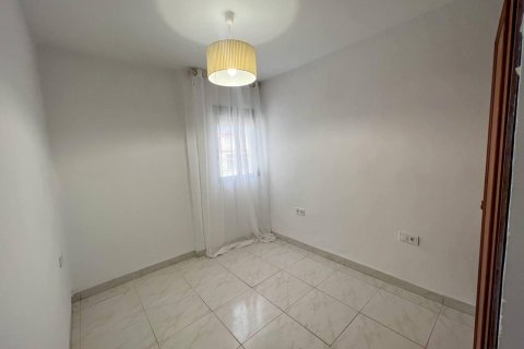 Lägenhet för uthyrning i Torrent, Valencia, Spanien 3 sovrum, 61 kvm. Nr. 165287 - foto 3