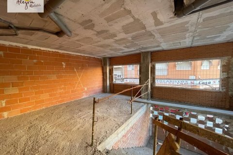 Commercial property à vendre à Alicante, Espagne, 200 m2 No. 165290 - photo 3
