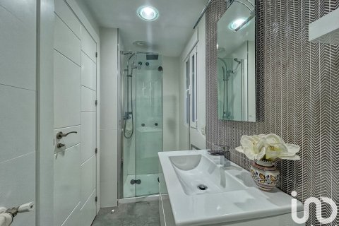 Lägenhet till salu i Ciudad Real, Spanien 3 sovrum, 219 kvm. Nr. 153519 - foto 23