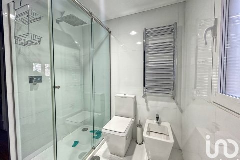 Lägenhet till salu i Ciudad Real, Spanien 3 sovrum, 219 kvm. Nr. 153519 - foto 18