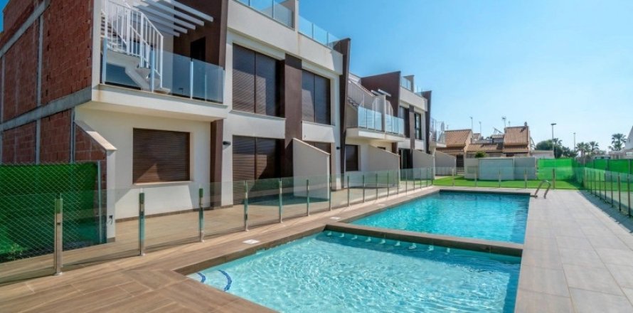 Apartment in San Pedro del Pinatar, Murcia, Spain 2 bedrooms,  No. 148667