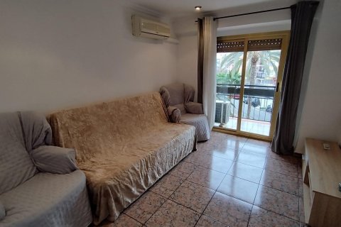 Lägenhet för uthyrning i Alicante, Spanien 2 sovrum, 89 kvm. Nr. 166683 - foto 11