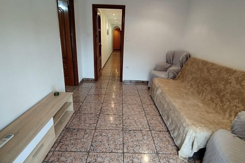 Lägenhet för uthyrning i Alicante, Spanien 2 sovrum, 89 kvm. Nr. 166683 - foto 10
