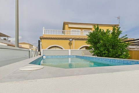 Townhouse à vendre à Los Alcazares, Murcia, Espagne, 2 chambres,  No. 167592 - photo 22