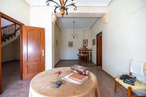 Villa en venta en Monóvar, Alicante, España 6 dormitorios,  No. 167595 - foto 9