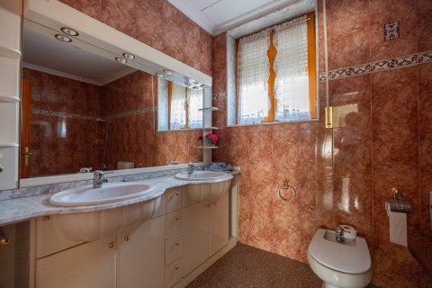 Villa en venta en Monóvar, Alicante, España 6 dormitorios,  No. 167595 - foto 6