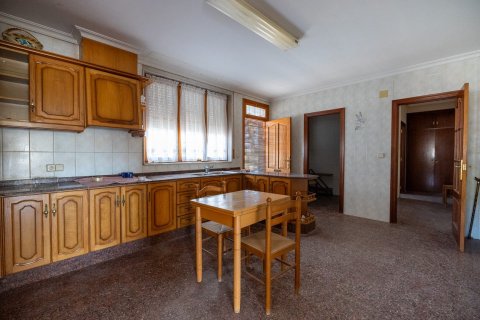 Villa en venta en Monóvar, Alicante, España 6 dormitorios,  No. 167595 - foto 14