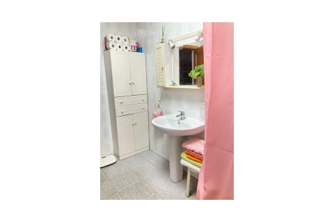 Casa adosada en venta en Catral, Alicante, España 6 dormitorios,  No. 167597 - foto 22