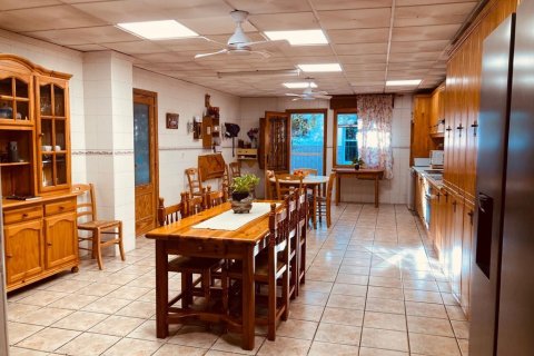 Casa adosada en venta en Catral, Alicante, España 6 dormitorios,  No. 167597 - foto 2