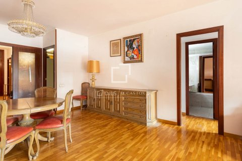 Apartamento en venta en Barcelona, España 4 dormitorios, 130 m2 No. 194977 - foto 17