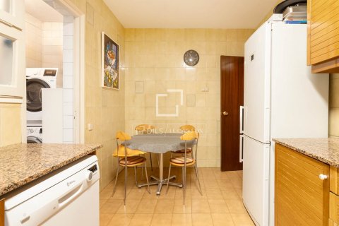 Apartamento en venta en Barcelona, España 4 dormitorios, 130 m2 No. 194977 - foto 16