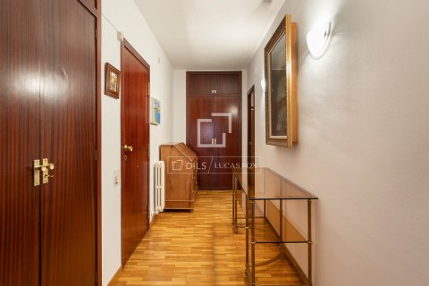 Apartamento en venta en Barcelona, España 4 dormitorios, 130 m2 No. 194977 - foto 28