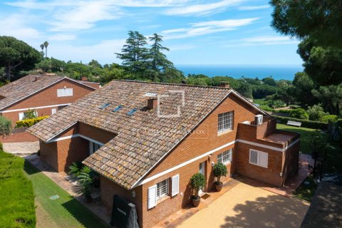 Villa in vendita a Sant Vicenc De Montalt, Barcelona, Spagna 5 camere da letto, 545 mq. N° 194978 - foto 4