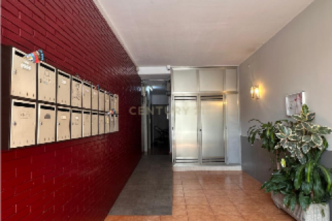 Apartment à vendre à Cerdanyola Del Valles, Barcelona, Espagne, 1 chambre, 50 m2 No. 191151 - photo 3