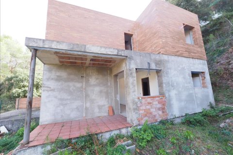 Сasa en venta en Castellar del Vallès, Barcelona, España 1 dormitorio, 282 m2 No. 191150 - foto 4